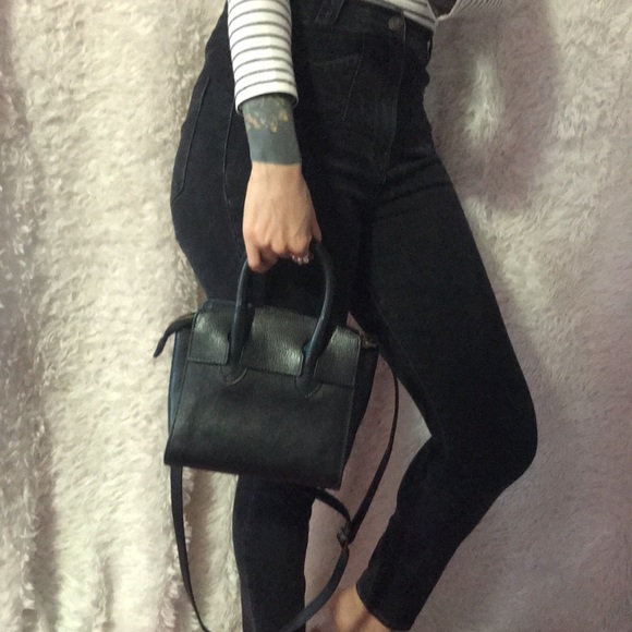 Genuine Leather Rapallo Mini by Floto - Picture 2 of 10